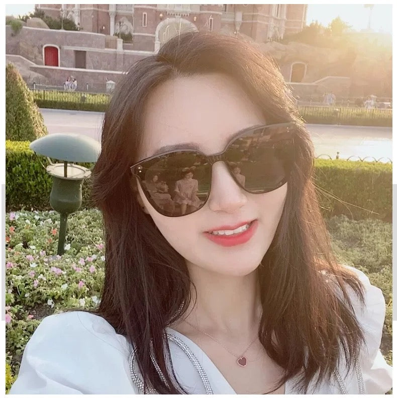 Luxury Rimless Sunglasses Women Fashion Oversized Outdoor Gradient Shades UV400 with sunglass girl