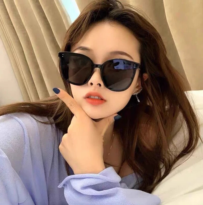 Luxury Rimless Sunglasses Women Fashion Oversized Outdoor Gradient Shades UV400 with sunglass girl
