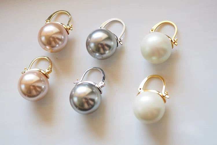3 pcs/set, 18K Gold Plated Sterling Silver Round Simulated Shell Pearl Earrings,With Gift Box,White Gold and Gray