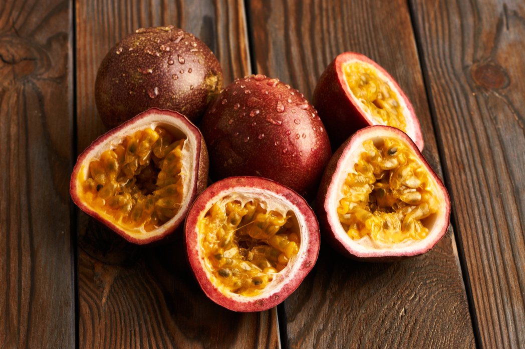 Passion Fruit Box 20LB