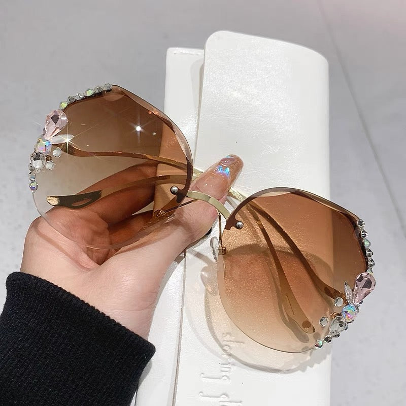 New Women's Anti Ultraviolet Classic Cat's Eye Design Fashion Sunglasses